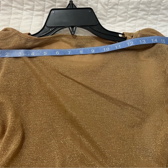 Women 2 pcs top gold shine glitter fabric - Picture 3 of 4